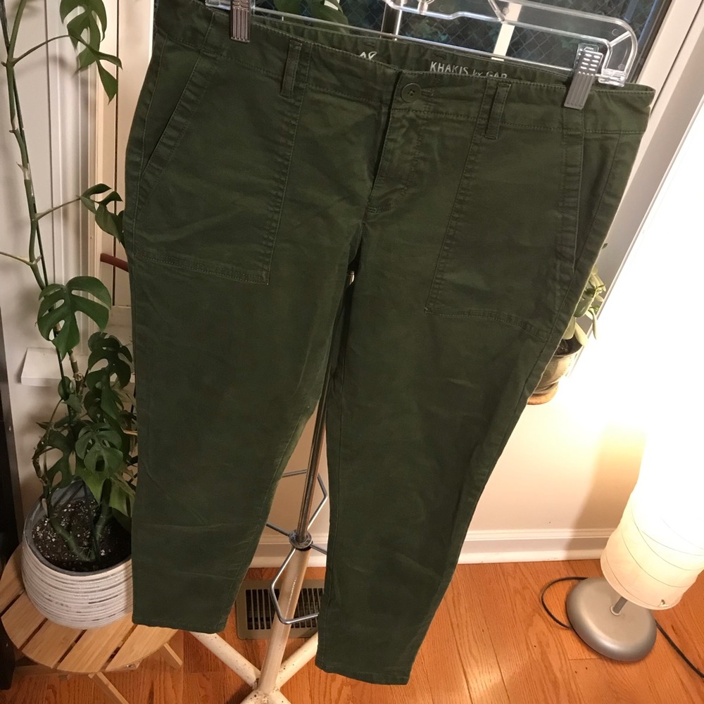 🔴 Gap Olive Skinny Cropped Chinos - sz 8